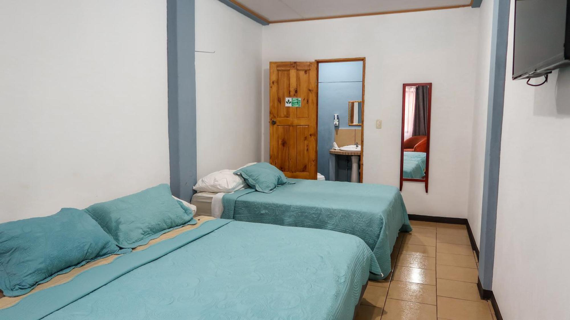 Hotel Hoja De Oro Corcovado Puerto Jiménez Værelse billede